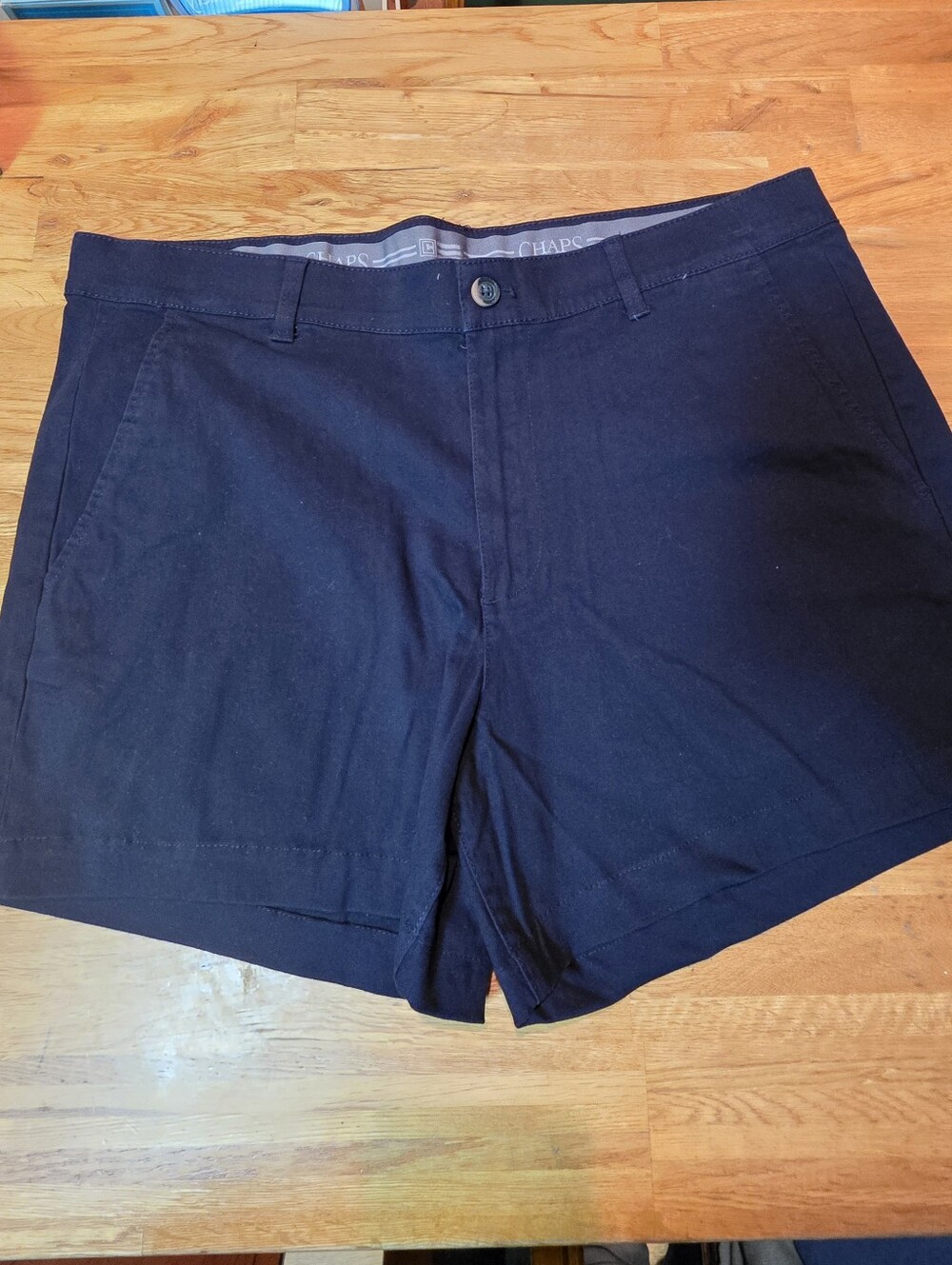 Mens Chaps Regular Fit with Comfort Stretch Shorts - Size 38 - Dark Navy